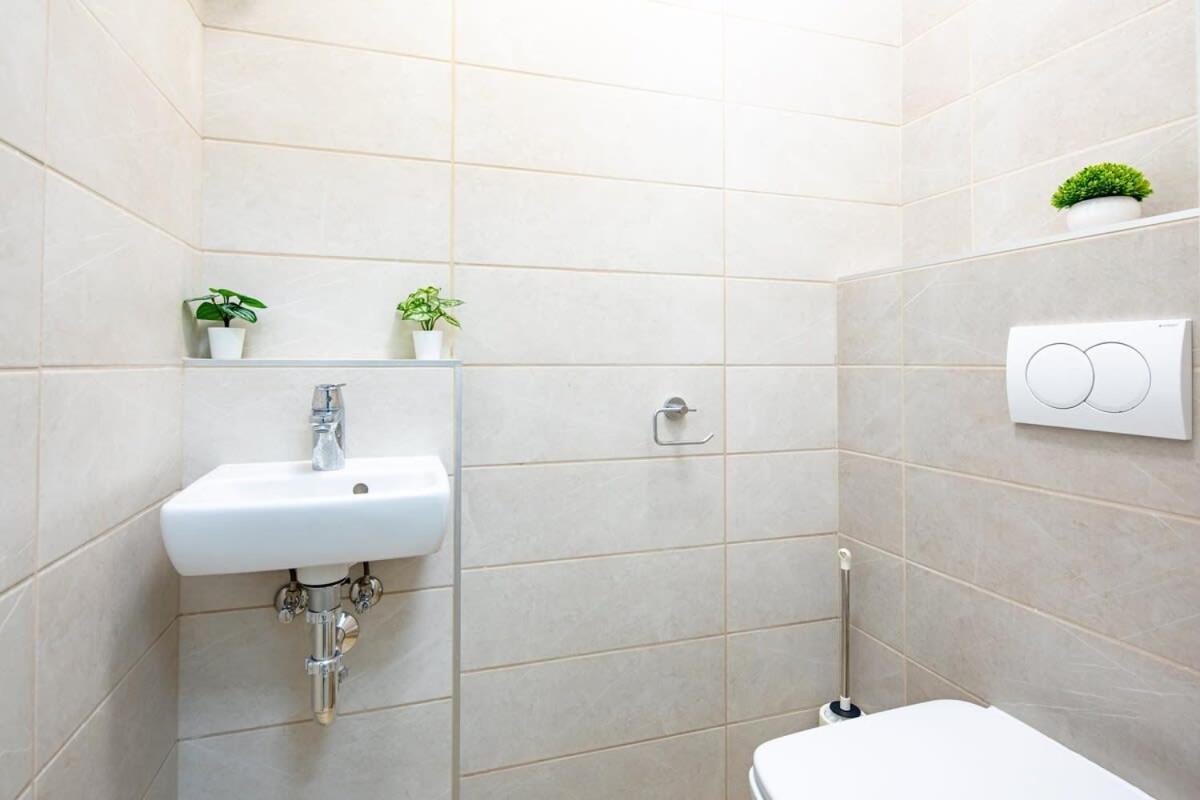 Апартаменти Free Parking - Balcony - Sunny - New Будапешт Екстер'єр фото